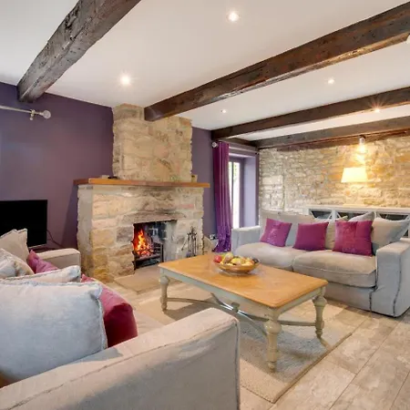 3 Bed In Richmond Oc-g0142 *